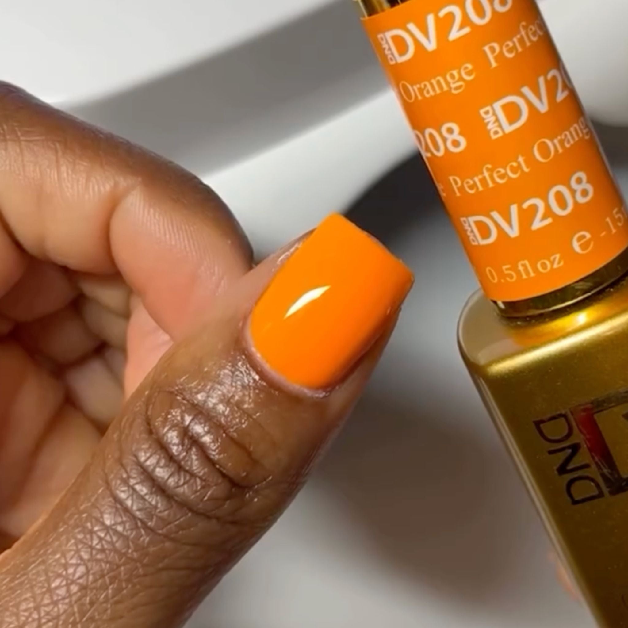 DND Perfect Orange Diva #208